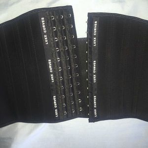 Luxx curves waist trainer
